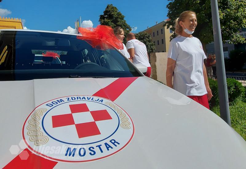 Mostar: Odjel za kućnu njegu dobio vozila koja će im olakšati posao